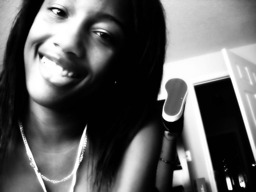 OhhDezi's profile picture. im desirae, single & seventeen. class of 2012 ♥  im about that christian lifestyle! #teamscorpio #teambreezy  #teamandroid  #teamGOD http://t.co/8jKuJYWYhF