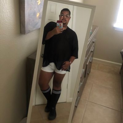 rubendelrio96's profile picture. ITS HARD OUT THERE FOR A PIMP