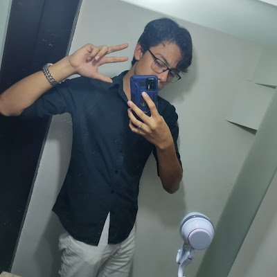 Gonzalez_kumo's profile picture. "Maybe we can transform everything we dream"🪟🌧️