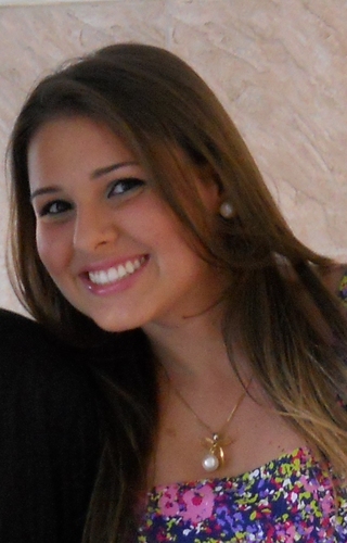 Estudante de Jornalismo e Torcedora do Fluminense
