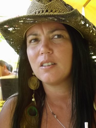 Virgianiana, Orgulhosa, simples, observadora, romântica, simpática, mãe, esposa, feliz, quero tudo de melhor pra  vida!