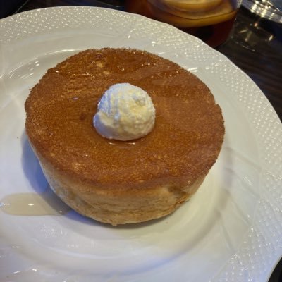 eBqG07gieT0pM5e's profile picture. 