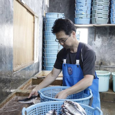 八丈島でくさや屋を営んでいます。島の伝統、文化＆島の自然環境を大切に守っていきたいです。