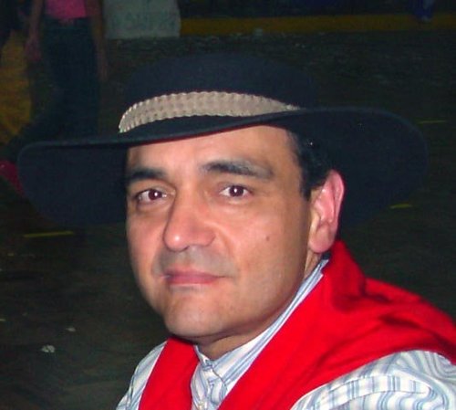Author, Cloud Consultant, Blogger, Influencer, NetApp A-Team, vExpert, VMUG Leader, Gaucho-Texano (BBQ Master), Mariachi Singer, USMC & Dad