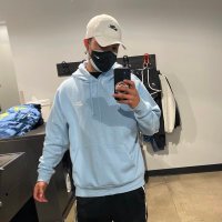 anthony rosales (@ravetony) 's Twitter Profile