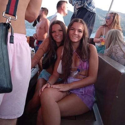 LaurenYoung19x's profile picture. 