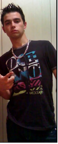 djosub's profile picture. sei la