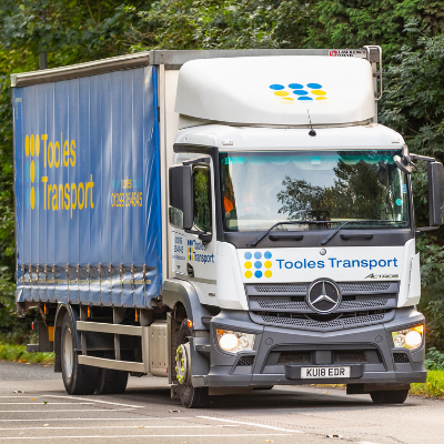 Excellent logistics operation nr Droitwich, offering haulage, national distribution, next-day and economy freight delivery. Part of THE Pallet Network and FORS