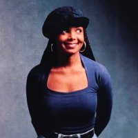 Flo (@thefloacism) Twitter profile photo