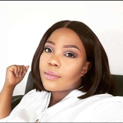 Mogah_Lesty's profile picture. Live your life…