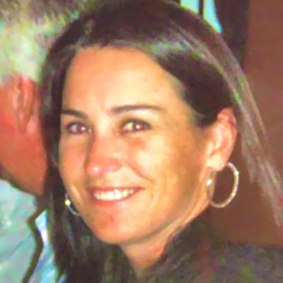 Innovation and pedagogy leader, ESSTEAM teacher, mother of boys and ocean lover. Teamwork really does makes the dream work.