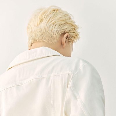 kero10101004's profile picture. 大人オンマcarat💎👼🐯ペン。よくやらかすので失礼ありましたらすみません🙇‍♀️caratさん達と色々おしゃべりできたら嬉しいです💕 セブチ以外の日常もつぶやきます🥹セカオワの深瀬さんにもひっそり沼ってます♡