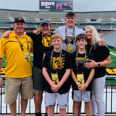 KroghTeri's profile picture. Four boy mom