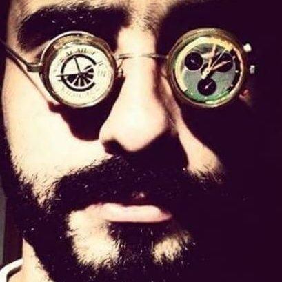 castorindigo's profile picture. Filosofía barata y zapatos de goma.