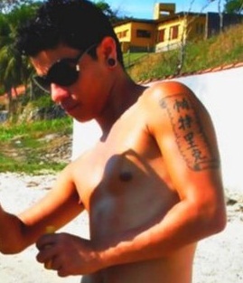 triickk's profile picture. Se da minha parte houver algum interesse, posso ser quem você quiser!