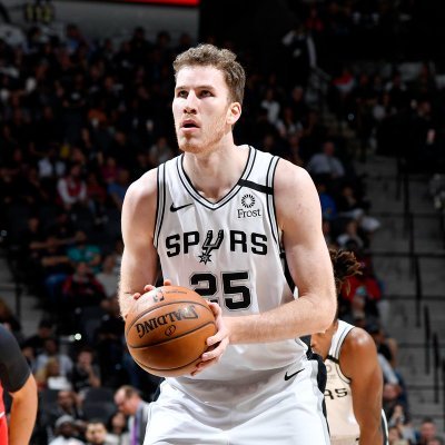 Jakob Poeltl Betting Prop Tracker that only plays the OVER