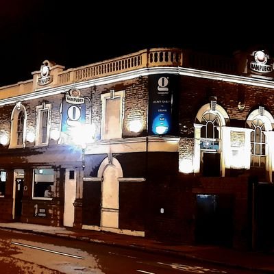 Traditional pub with great beer, awesome staff, BT sport, quiz nights & live music! You can find us located minutes away from Wandsworth town rail station.