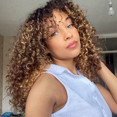 MeetTheStylistx's profile picture. UK Freelance Hairstylist | youtuber ♡ IG @MeetTheStylist • FB MeetTheStylist • Business 💌 leannedanielle88@gmail. com YouTube Channel:NEW VID⬇⬇