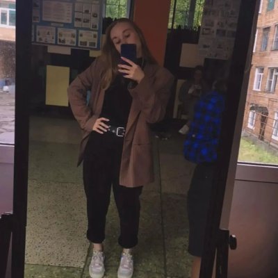 3rRgUaW7dm4deCw's profile picture. Мне 15 и я начинающий фрилансер на удаленной работе.
👍Всё просто и без обмана👍
По поводу обучения и стоимости пишите в 
https://t.co/TGKKqHdIKU