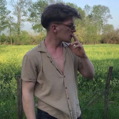 emirhanmerall's profile picture. hayal ürünüdür