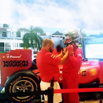 AgueraDavidF1's profile picture. Apasionado de la F1 y el deporte motor en gral.
Vivo la vida con sencillez.
