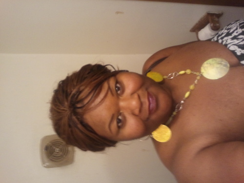 tshae01's profile picture. 