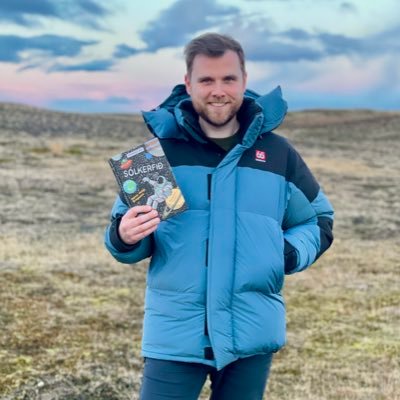 Astronomy educator with a passion for communicating science - Tístað um alheiminn og allt milli himins og Jarðar - Umsjónarmaður Nýjasta tækni og vísindi á RÚV