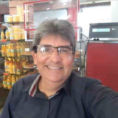 Estudou Colégio Estadual da Prata.
Cursou teologia.
Instituto Bíblico Betel Brasileiro.Yotube.Cicerosimplicio-PB
Instagran.Cicerosimplicio2022.