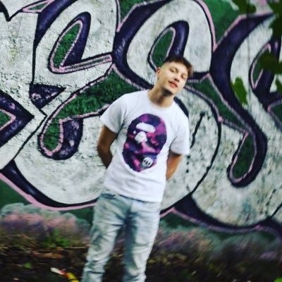 Pierce92091486's profile picture. 