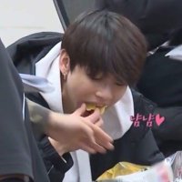 hourly googie (@googiehr) 's Twitter Profile