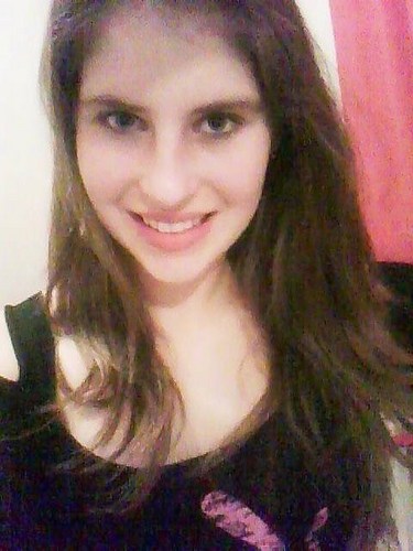 ela teimava em ser diferente, e ela era!

eu QUERO, eu POSSO, e eu CONSIGO!  beiju me segue!