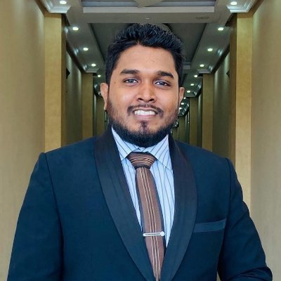 COMPUTER INSTRUCTOR 👨🏽💼
“BE SMART & KIND” 😇
#Graduate 🧑🏽🎓 #Gamer 🎮
#USJP #ROYALIST #HPC
