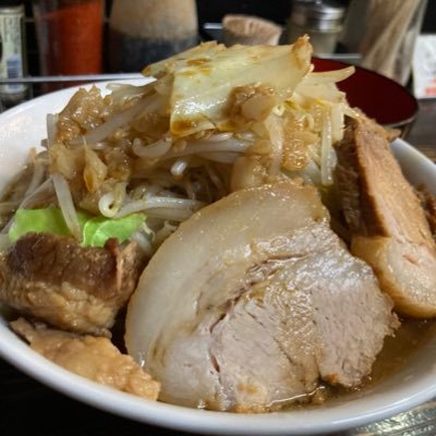 ラーメン用アカウント。誰に頼まれたわけでもないけど、全てのラーメン屋さんを応援しています。私の投稿を見て1人でも多くの方が1杯でも多くラーメンを食べたくなりますように。