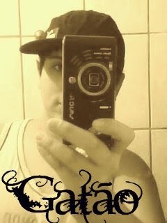 Naum sei disser nada sobre mim so as pessoas dirão se gostam ou naum de mim se naum gostar naum chega perto se gostar pode ter certeza q vai ser meu amigo(A)