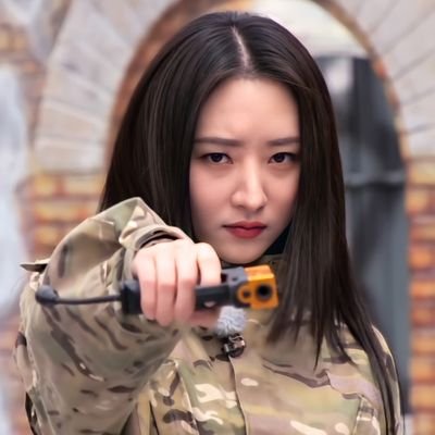 hyunxilio's profile picture. ...