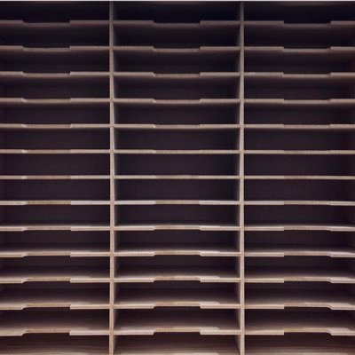 hdht_factory's profile picture. カセットテープ棚製作所（会社ではありません）。なかなか思うような棚がないのでDIY精神だけで製作。minneに手作り感溢れるカセットテープ棚を出品してます。