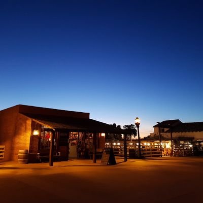 Attitud51340711's profile picture. 