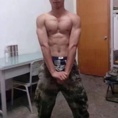 人生苦短，必须性感。
