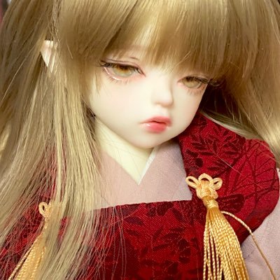 kuroya233's profile picture. ドールメイクやってます