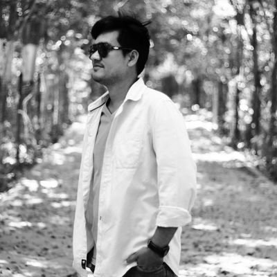 Crezy_lezy's profile picture. ||Traveler||Singer|| The only person on Twitter who doesn’t claim to be a social media guru.😀 Acts like summer & walks like rain 😉