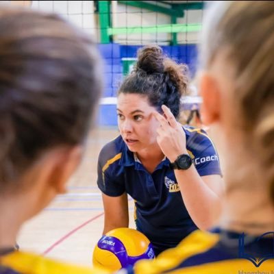 🇦🇺 in 🇸🇬 | Director of Sport | PHE & Outdoor Ed Teacher🧗🏽♀️⛷🤿 | MA Intl Ed🎓🗺 | previously 🇦🇪🇨🇳