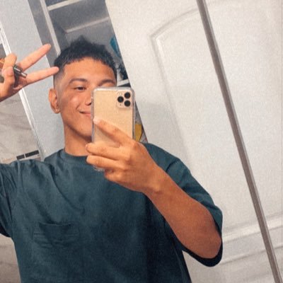 95BlockCaptain's profile picture. 1/2 micronesian 1/2 amazing @letteamn ❤️