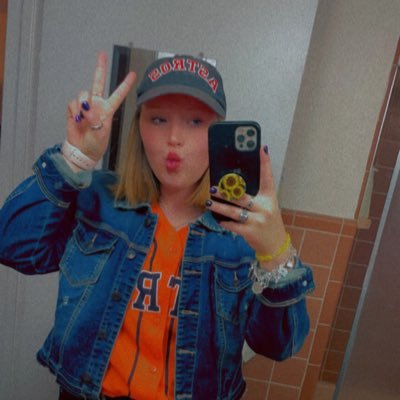 MAnncolley's profile picture. CJM♥️ JESUS is my rock Queso & all things turquoise JEREMIAH 29:11