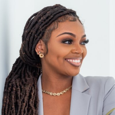 Pittsburg State Alumna ▫️Graphic Designer + Web Designer ▫️Let’s Talk Branding