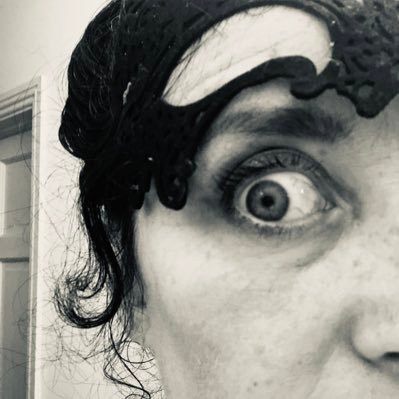 roisinloughrey's profile picture. 