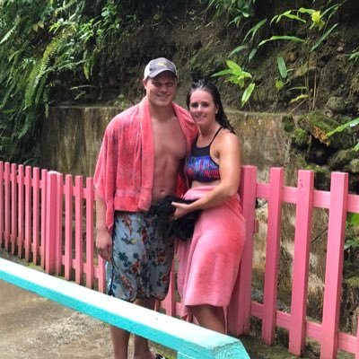 jonsonbrock's profile picture. keep your head above the water and count your blessings