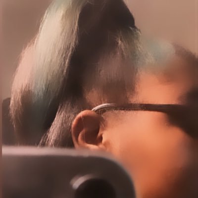 isimp4laysia's profile picture. 