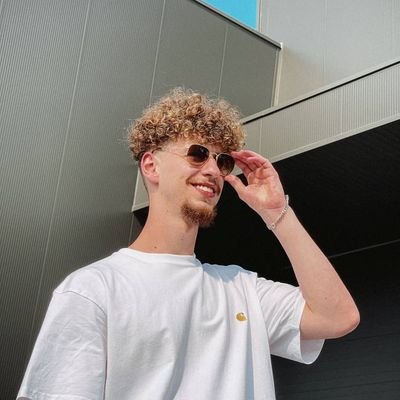 insta: luis_silvaa_15
trance/dnb
https://t.co/y8lUj3QRY9