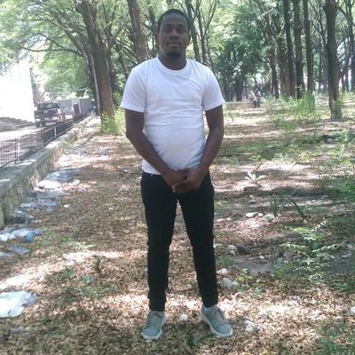 SagePharo's profile picture. Je vis pour Dieu et je suis bénis