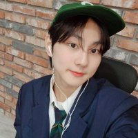 tulog sa umaga, gising sa gabi. (@riwoooniee) 's Twitter Profile